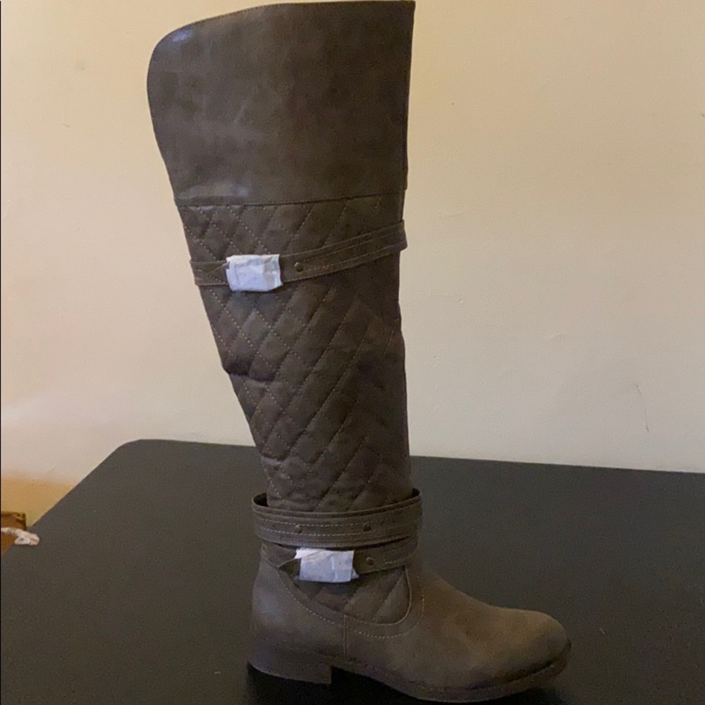 Really Cute JustFab Taupe Titania Flat Boots